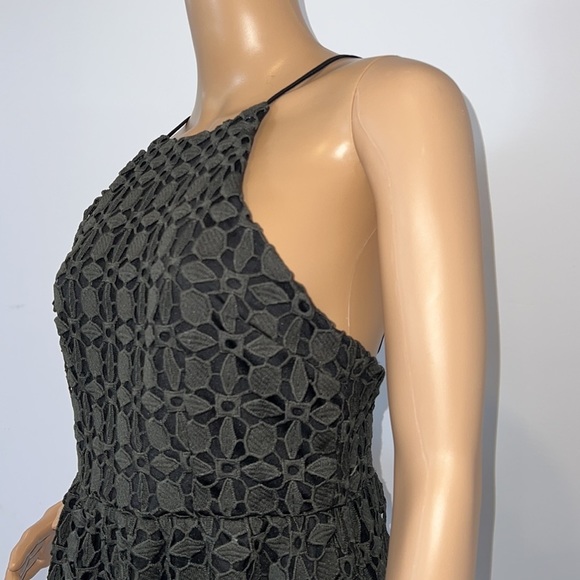 Aqua Black Lace Backless Dress - Picture 5 of 15